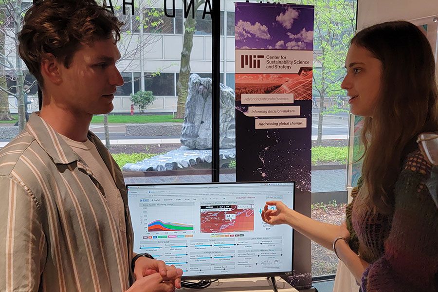 At the Climate Project at MIT spring gathering, CS3-affilated PhD student Chris Womack presented the Bringing #Computation to the #Climate Challenge (BC3) project, which aims to democratize access to reliable information about climate change. (Photo by Dimonika Bray)