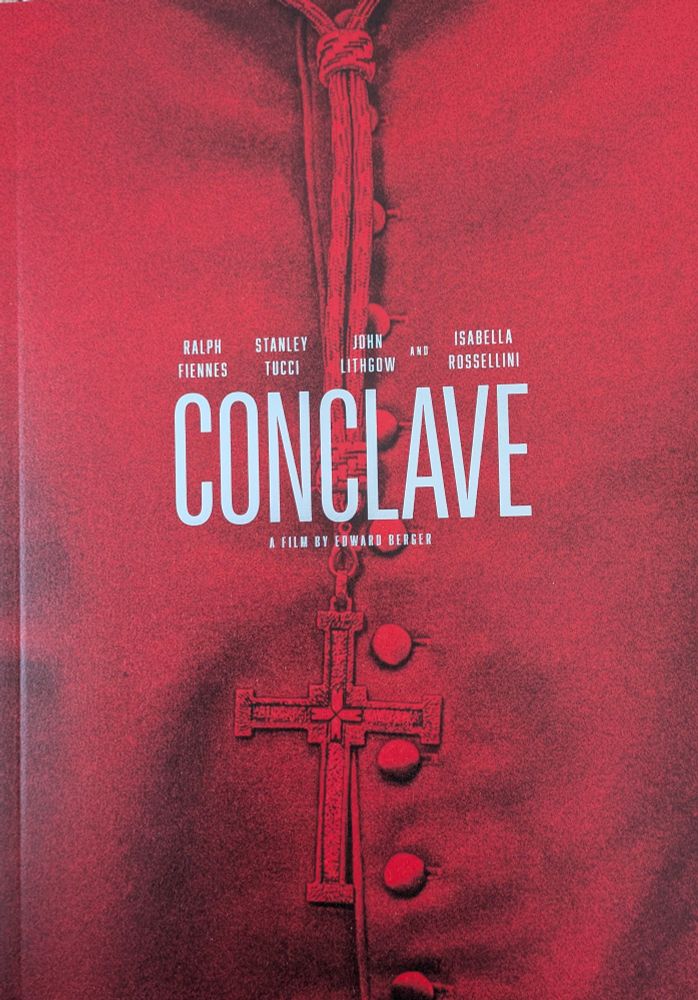 映画「教皇選挙」パンフレットの表紙