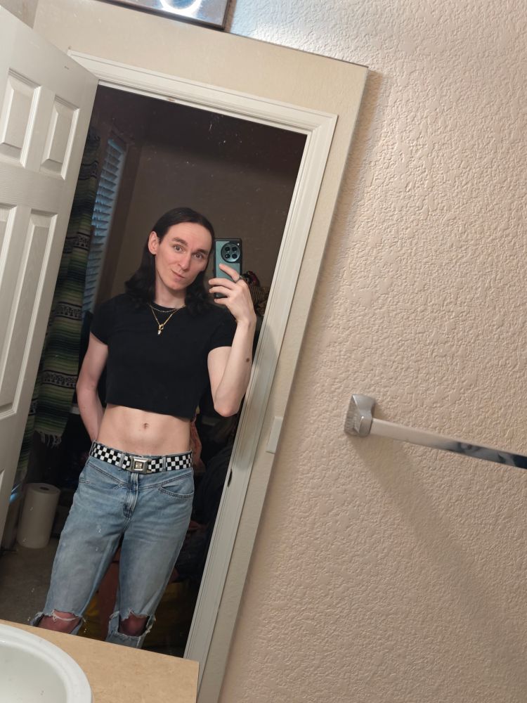 the face u make when u realize ur boobs look good heheh