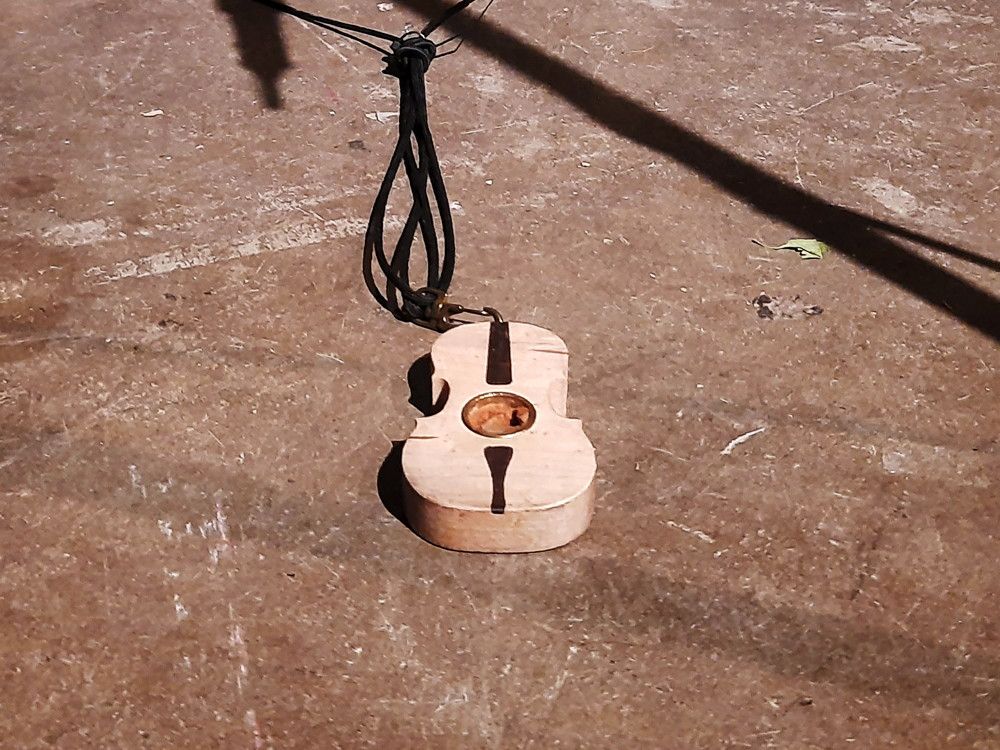 okkyung lee’s cello endpin stopper, before yesterday’s concert at km28 with lisa ullén (piano), eunyoung kim (piano) and junyoung song (drums)