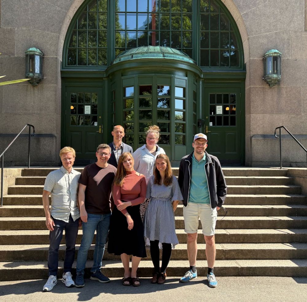 Young Academy of Norway board members outside building at NHM Oslo.