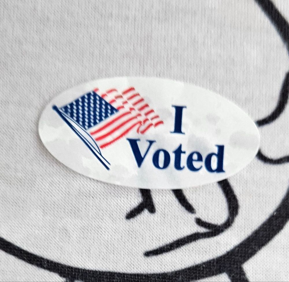 Simple "I voted" sticker for Voting