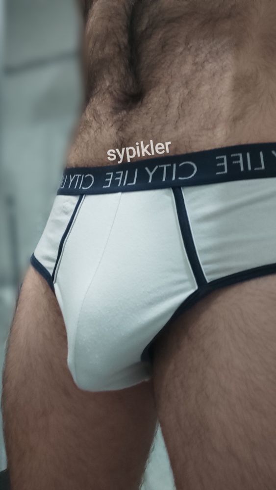 #horny #bi #bulge #gay #porn #nsfw #nsfwbsky #nsfwirl #irlnsfw #chathot #cock #dmme #dick #sexy #hairy #dl #nsfwbluesky