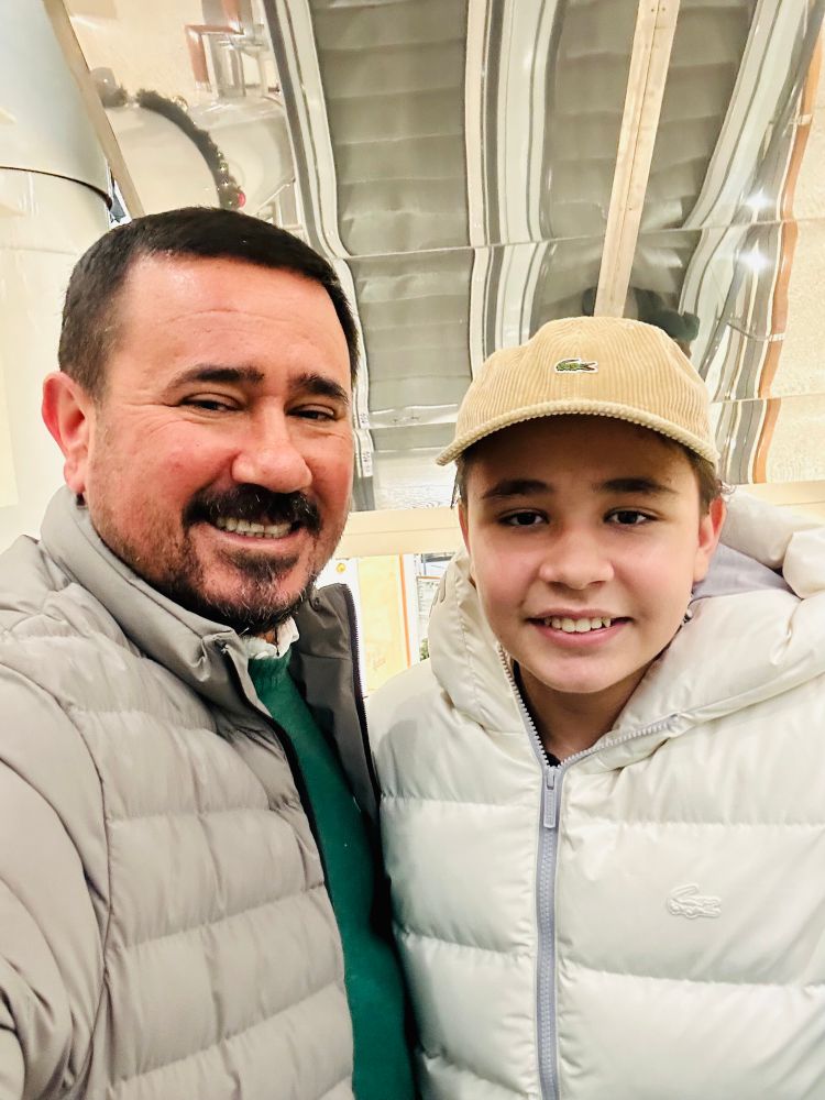 Babam Gökhan Özbek ile beraber…