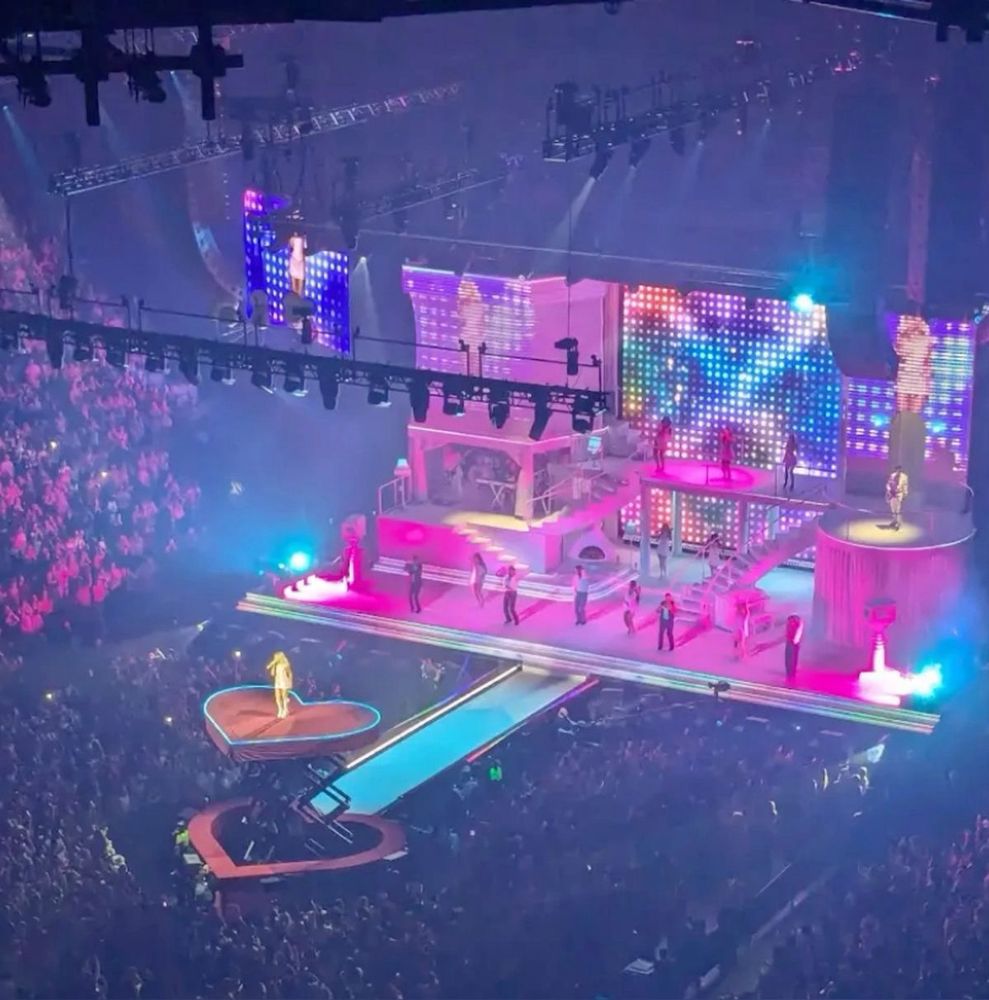 Sabrina Carpenter Short n’ Sweet Tour