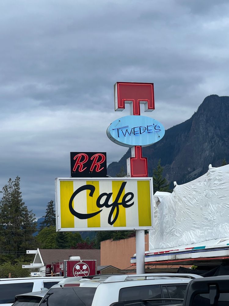 Twede’s Double R Cafe sign. 