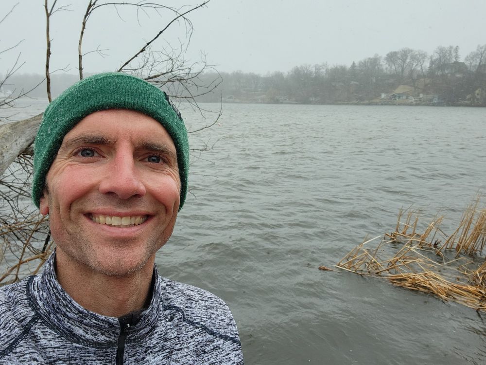 Running near Medicine Lake 