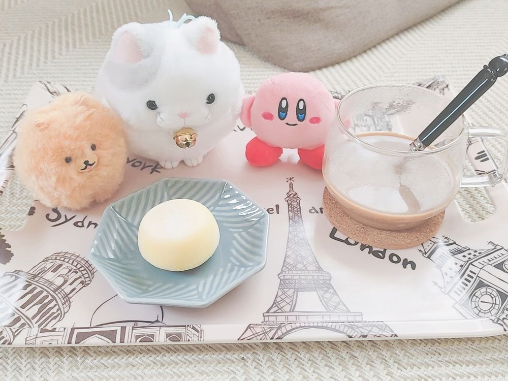 ぬいぐるみ　ぬい撮り　ぬい活　カービィ
雪見だいふく　ホットコーヒー　おやつ