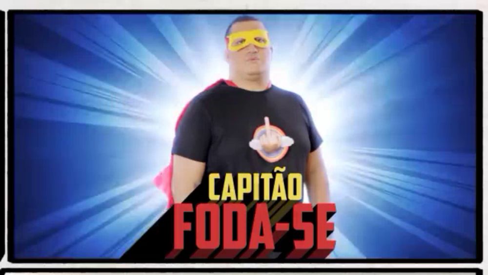 a man in a superhero costume with the words capitao foda-se