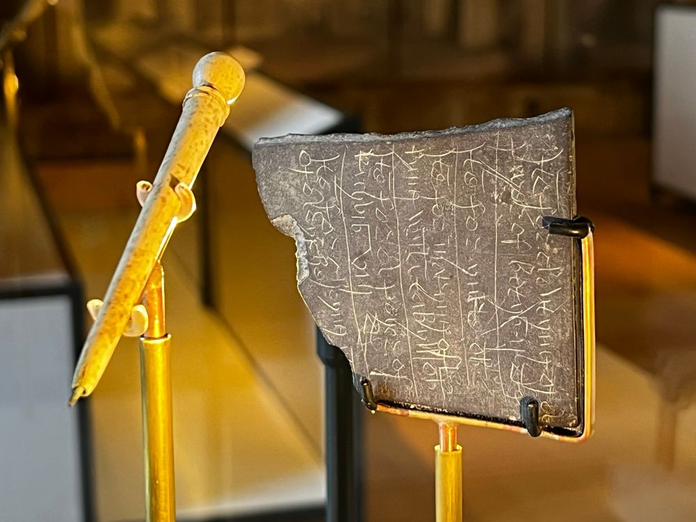 Medieval slate reused for accounts in Middle English 