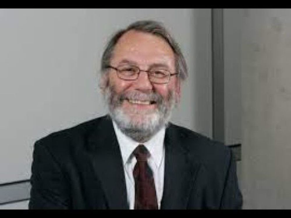 Sir Peter Knight