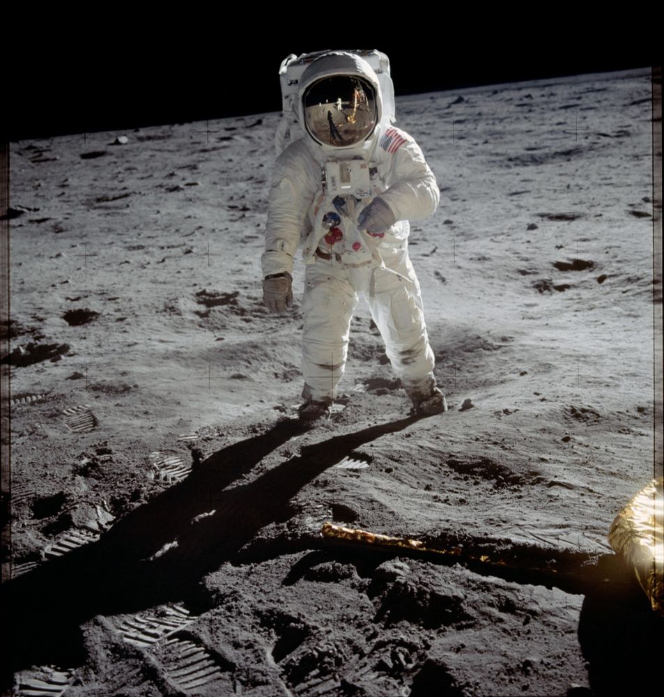 Buzz Aldrin on the moon 