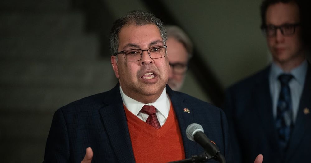 Alberta NDP Leader Naheed Nenshi says Premier Danielle Smith is 'playing games' with national unity and fuelling separatist sentiment for short-term political gain.