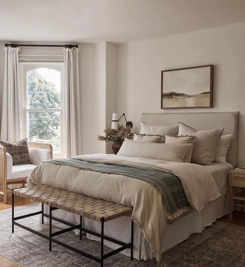 Modern farmhouse bedroom. 