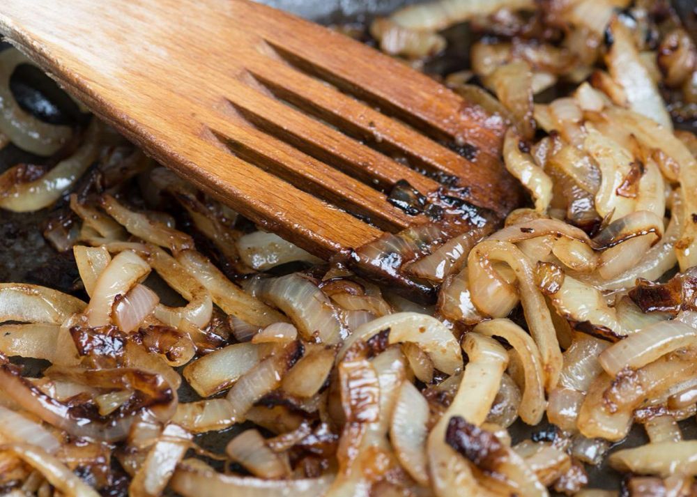 Why Do Recipe Writers Lie About How Long It Takes To Caramelize Onions?