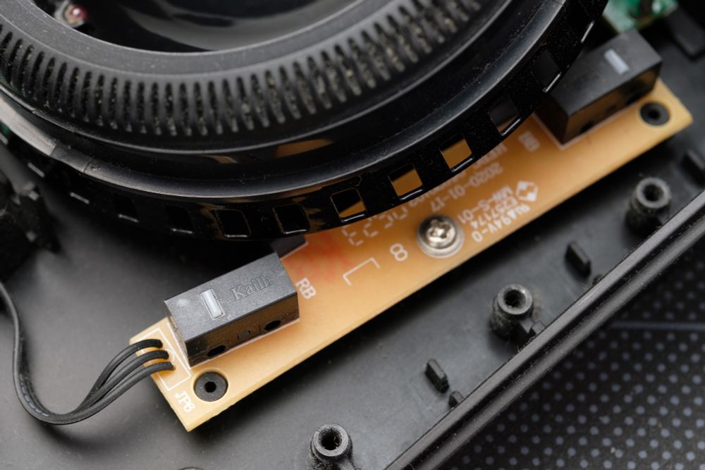 Kensington ExpertMouse、Kalihのスイッチ拡大