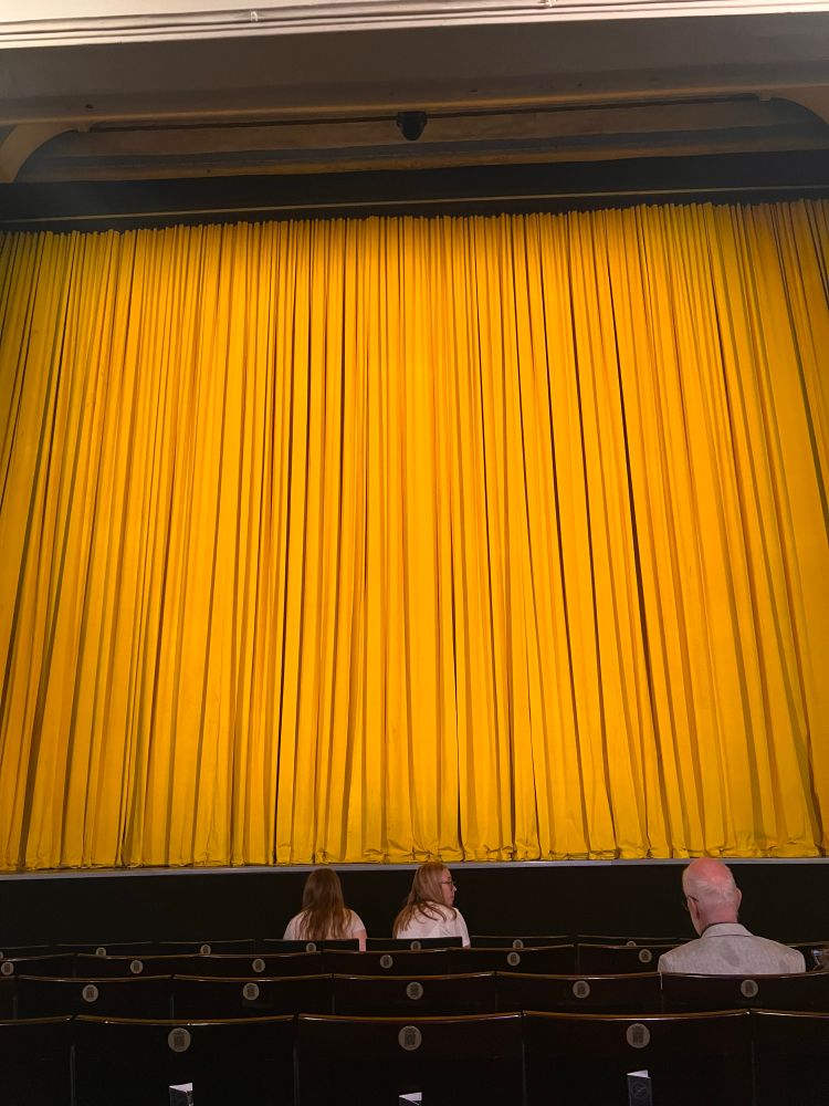 The big yellow curtain. 