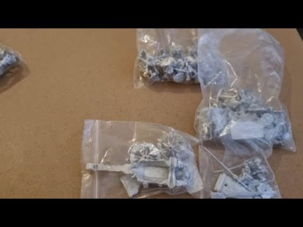 No business like Gnome business - I got a Broadsword Miniatures delivery: unboxing