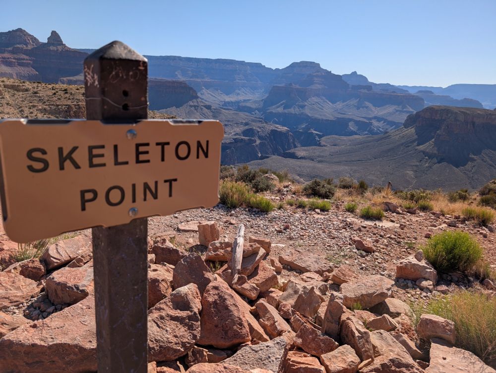 SKELETON POINT sign and a view of the canyon on South Kaibab.
