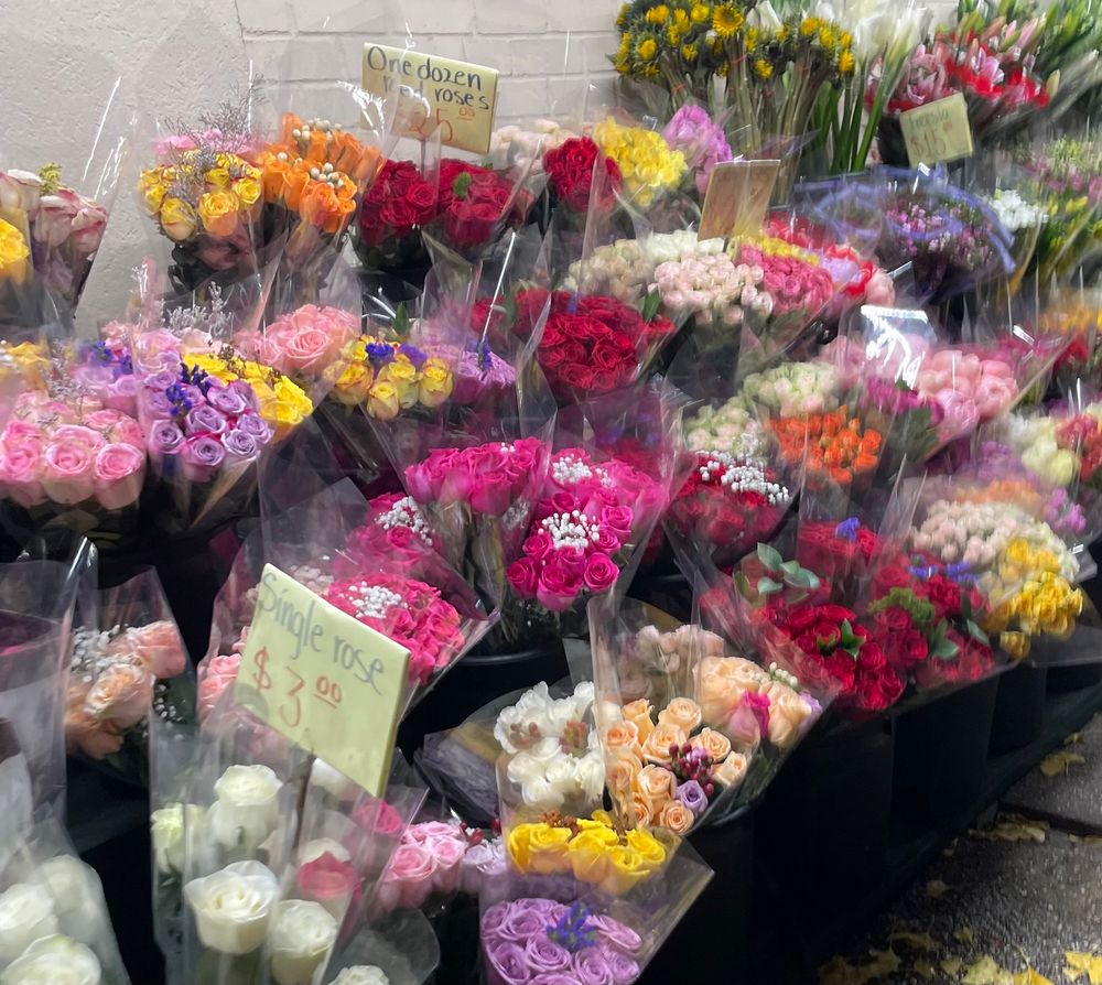 Buckets of cut flowers in a stand outside of my local grocery store, Stede’s setup would definitely be fancier but this makes me smile when I walk by