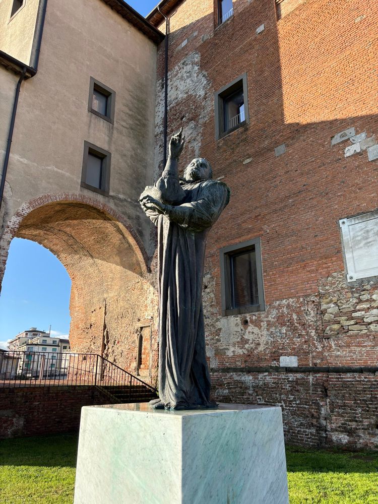 Sculpture of Galileo