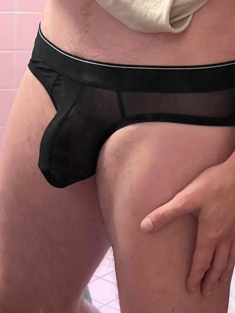 Black mesh jock selfie 