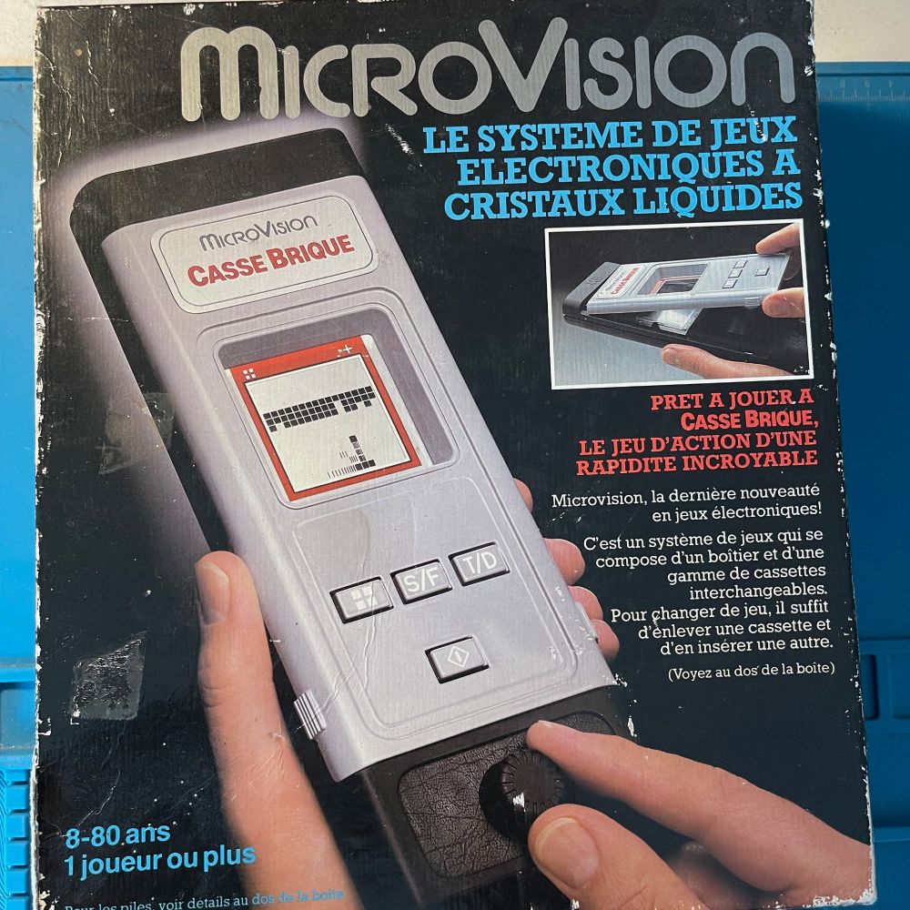 The French version of a Microvision box