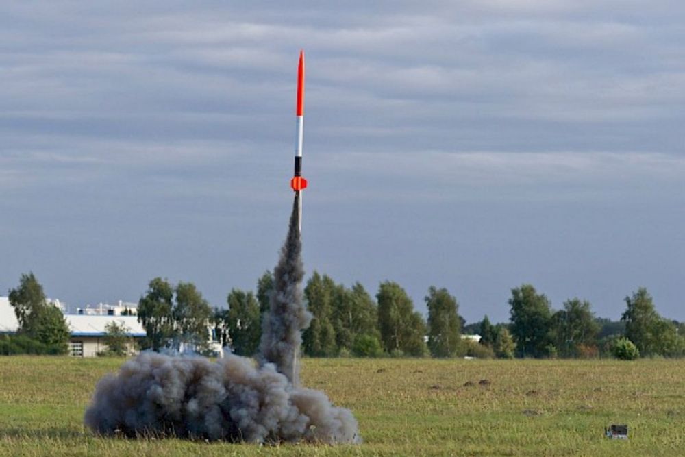 Start der Bewerbungsphase für den 11. Deutschen CanSat Wettbewerb: Nachwuchstalente gesucht!