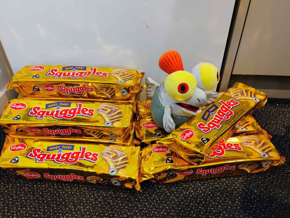 smallfry is very eager to tuck into a pile of cookies