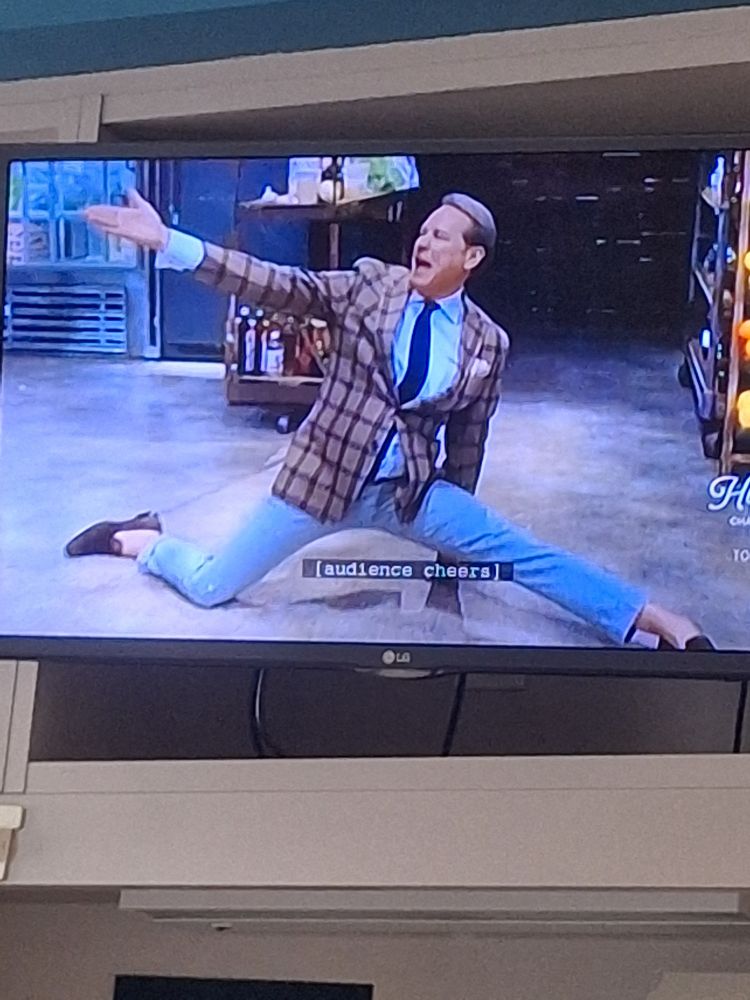 Carson Cressley doing the splits