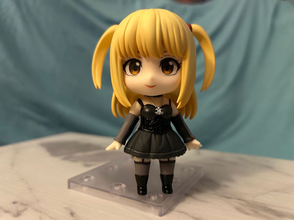 Misa Nendoroid standing
