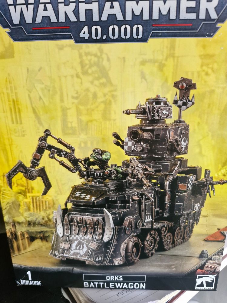 A glorious Ork Battlewagon that arrived at my door by the magic of the Royal Mail postal service