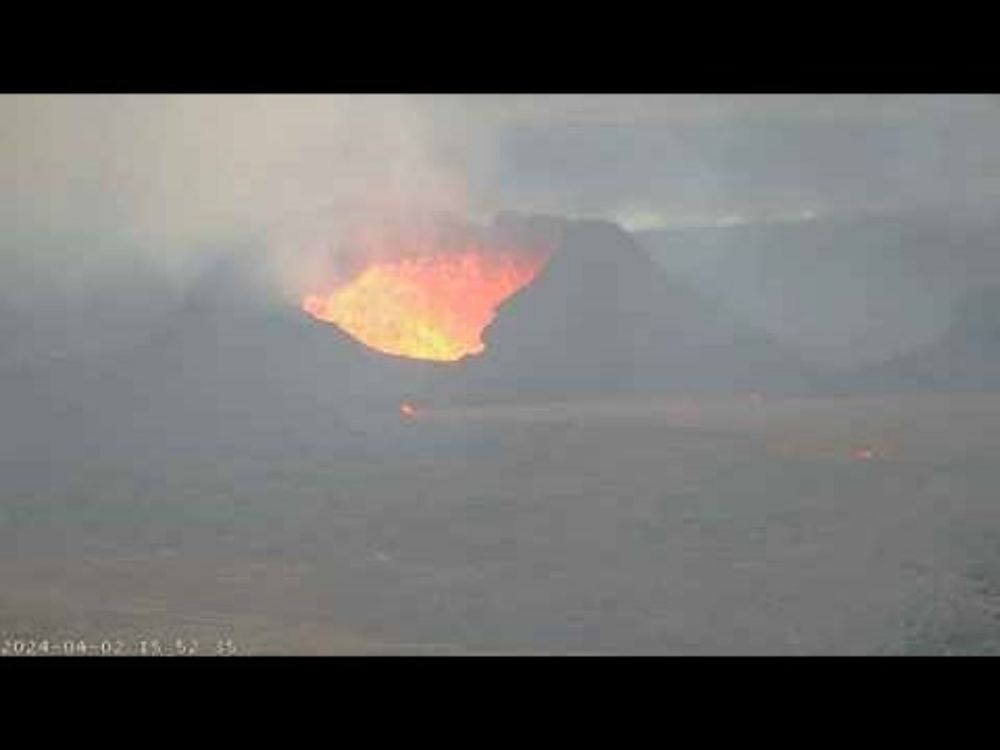 Live eruption from Iceland - Hagafell