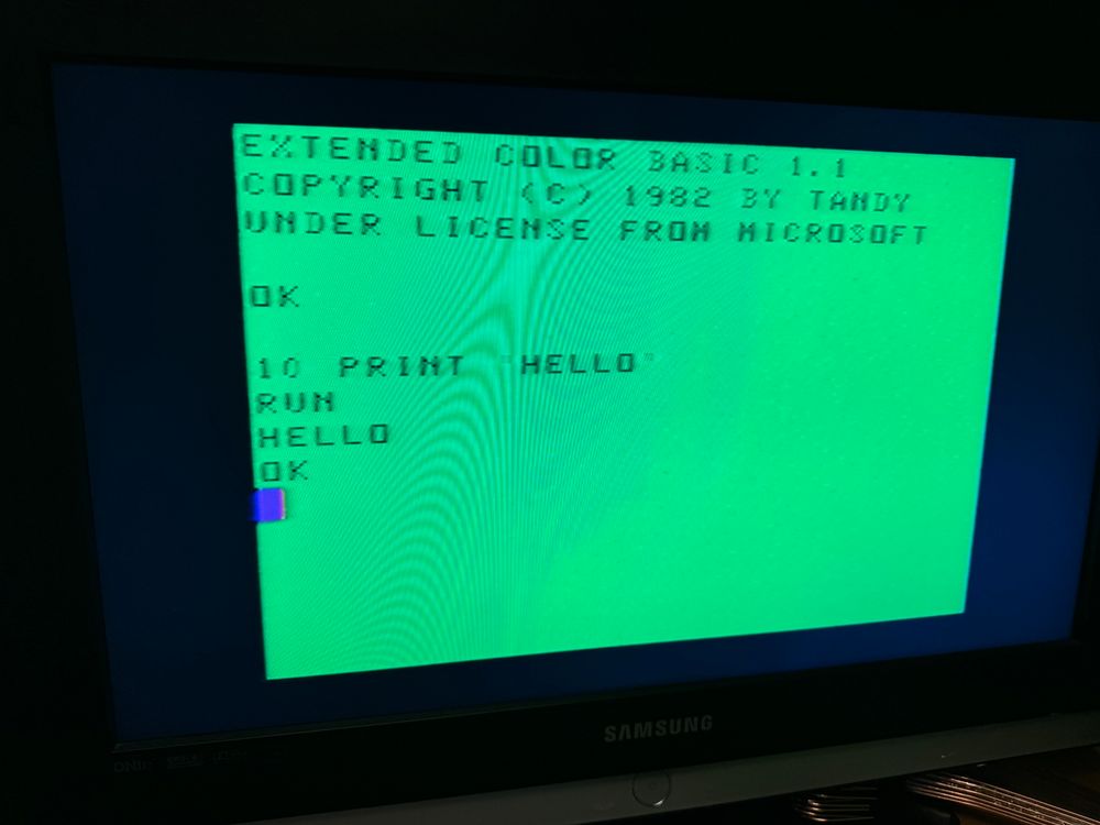 Boot up screen and online basic program printing hello