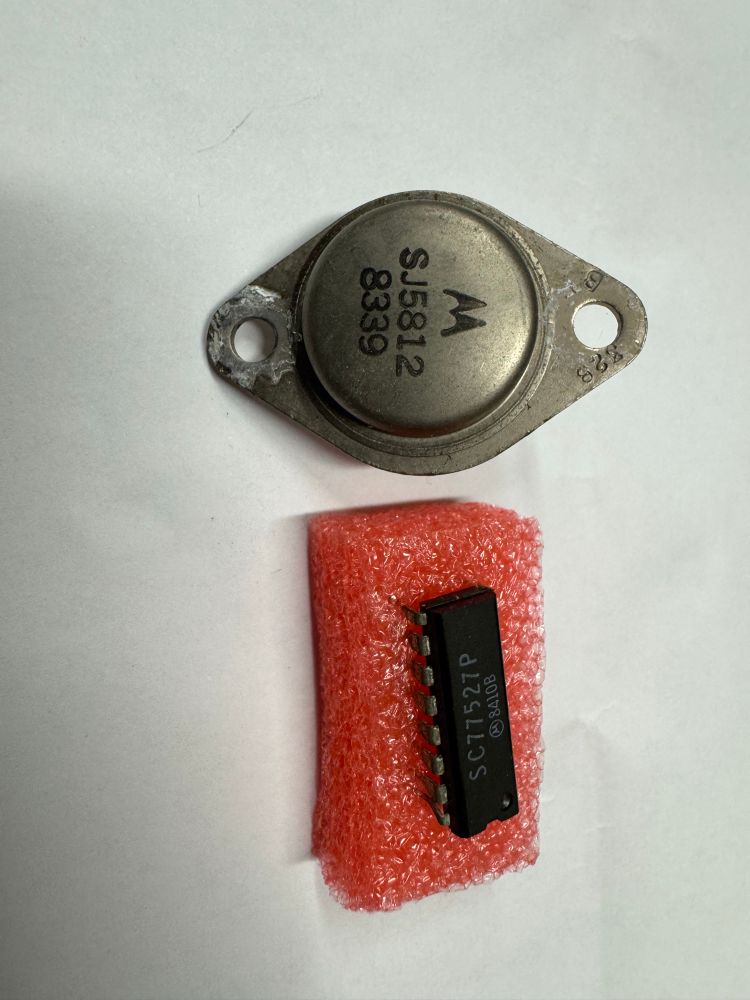 The power regulator transistor and chip that I replaced