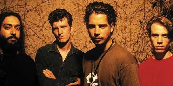 colour photo of Soundgarden in 1996
l to r  Kim Thayil, Ben Shepherd, Chris Cornell & Matt Cameron