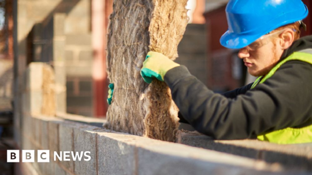 Labour plans tougher energy efficiency rules for social homes