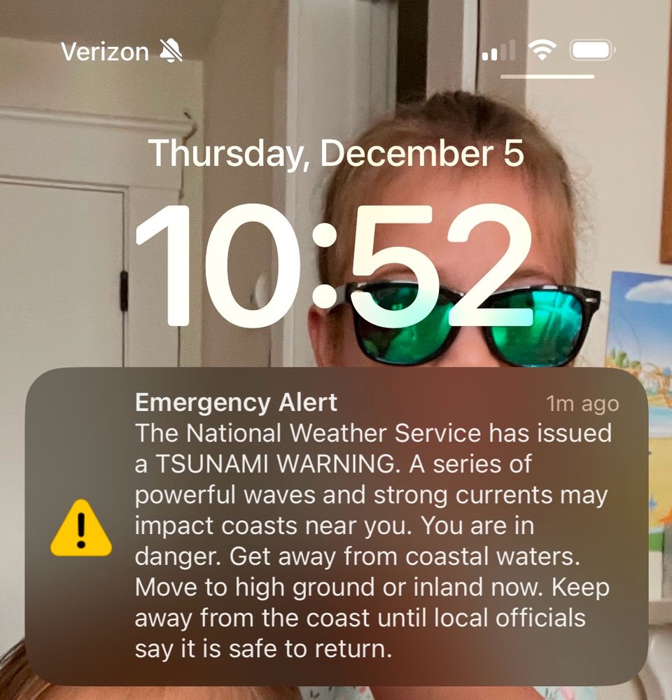 Tsunami warning that just popped up on my phone