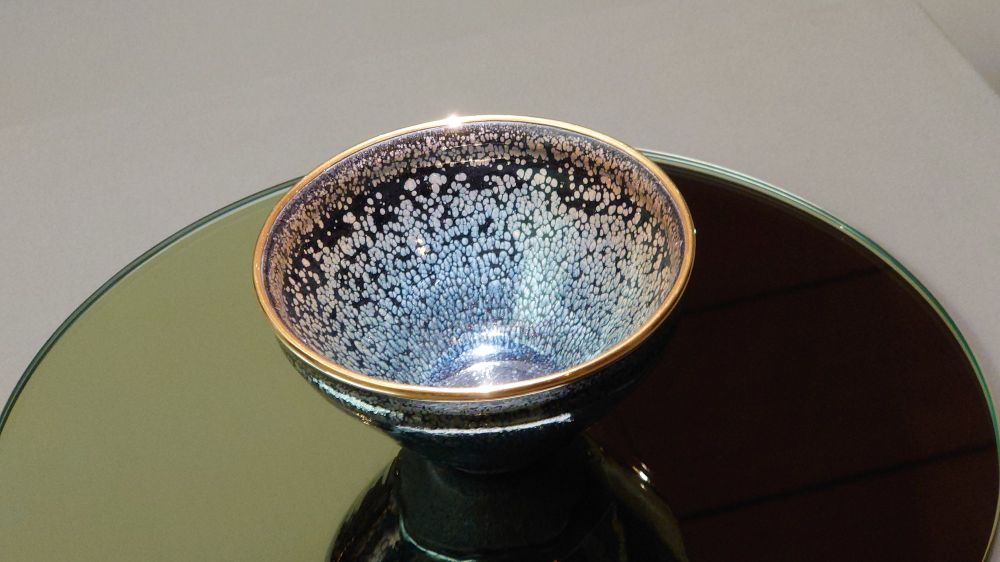 国宝 “油滴天目茶碗”