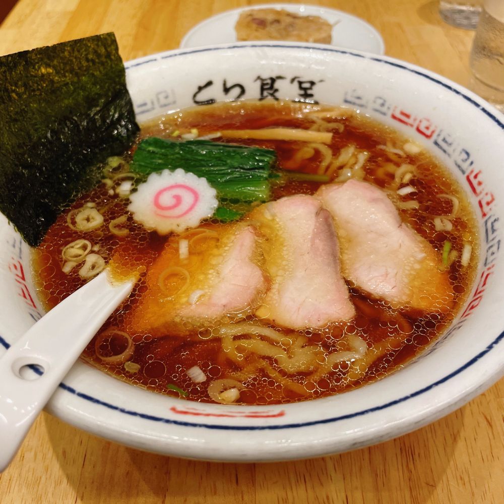 とら食堂の醤油ラーメンの写真