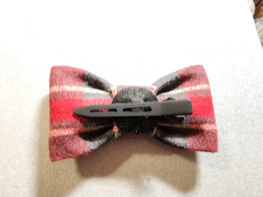 Bow back