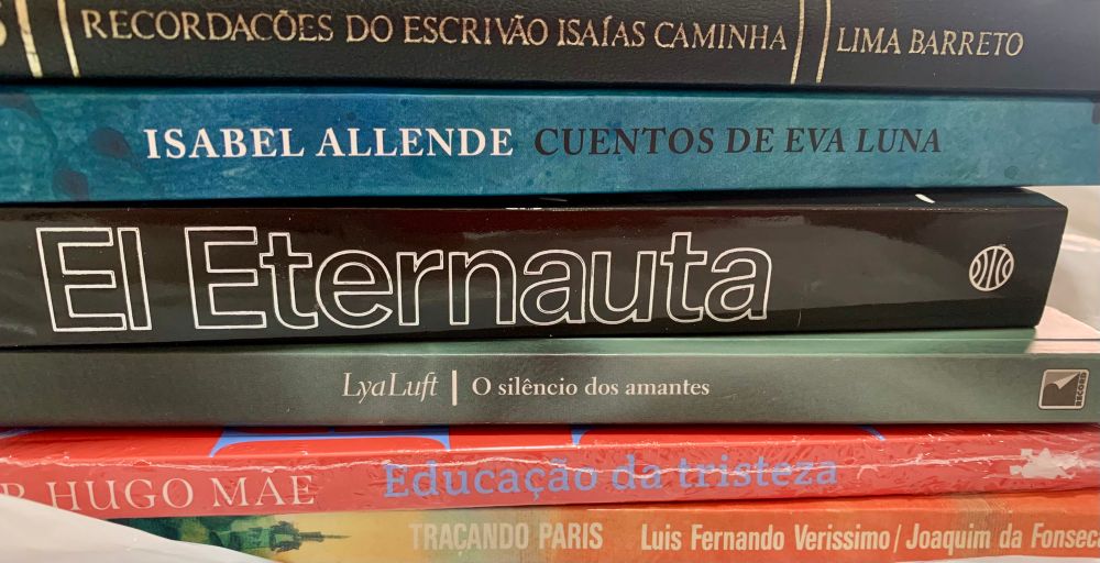 pilha de livros