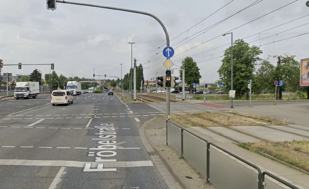 Vorheriger Zustand ohne sperrflächen und Poller