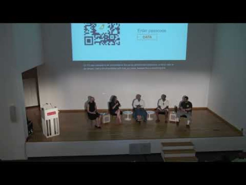 Data and Context: Redefining Art and Science in the data-verse