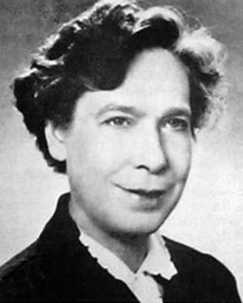 Esther Averill - Wikipedia