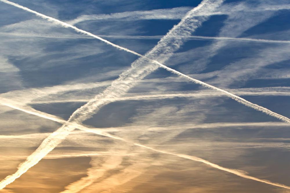 Chemtrails"  Photographie : Duncan Usher/Alamy 