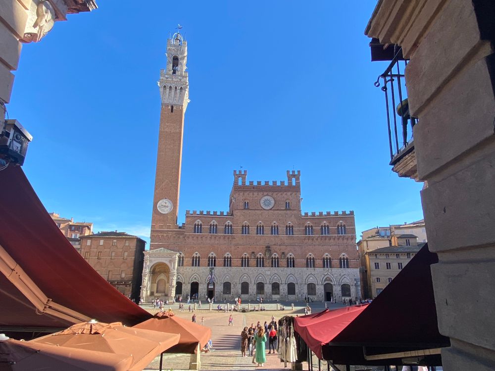 Il Campo Palazzo Pubblico and Torre del Mangia 