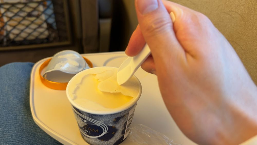 ｼﾝｶﾝｾﾝｽｺﾞｲｶﾀｲｱｲｽ