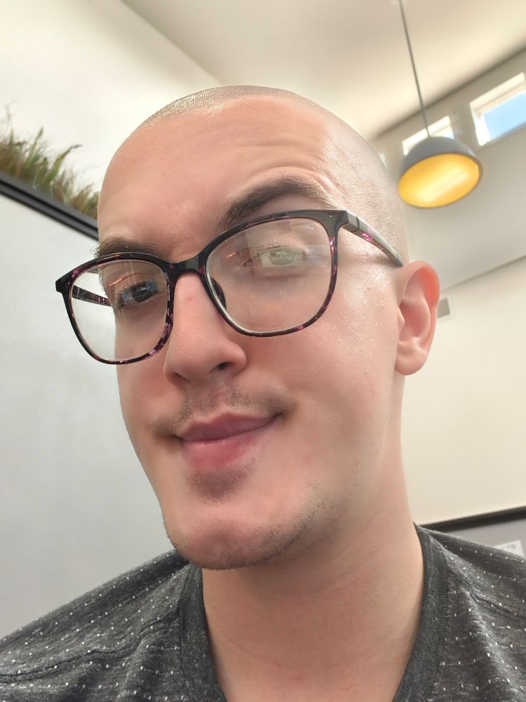 me looking at the camera rizzily