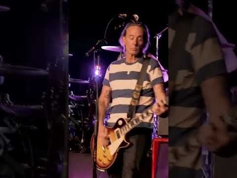 Bad Religion “Decades” Recap 🎸 | 40 Years of Punk Rock in One Minute